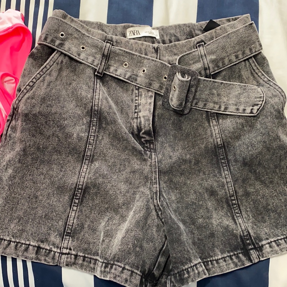 NWOT Zara High Waisted Shorts